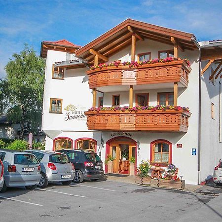 Hotel Sonnenhof - Bed & Breakfast & Appartements Mutters Exterior foto