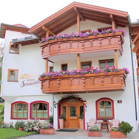 Hotel Sonnenhof - Bed & Breakfast & Appartements Mutters Exterior foto