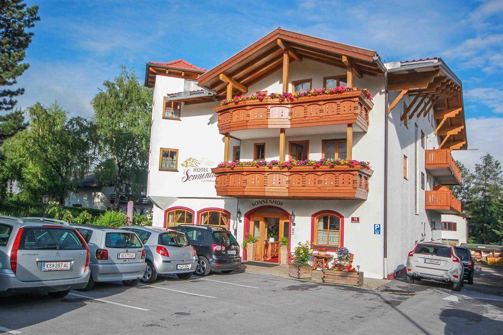 Hotel Sonnenhof - Bed & Breakfast & Appartements Mutters Exterior foto